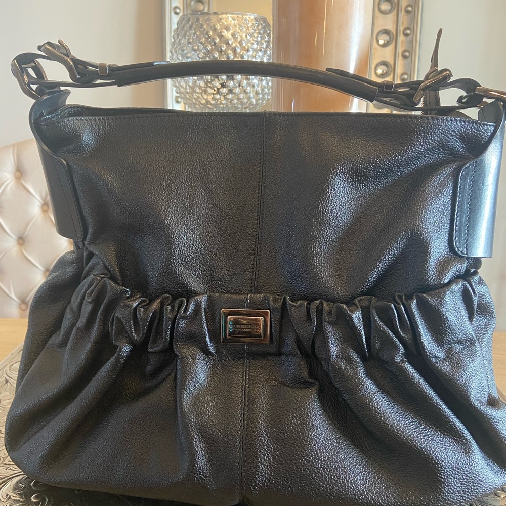 AUTHENTIC Burberry black pebbled leather hobo bag. Luxury like new
